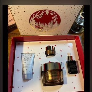 Estee Lauder Holiday Set New w/box (Value $180+)